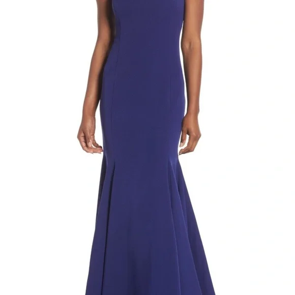 Vince Camuto Laguna Crystal Strap Mermaid Gown - M - Picture 4 of 7